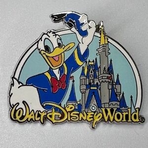 DONALD DUCK Walt Disney World Pin Trading '08 WHERE DREAMS COME TRUE COLLECTION